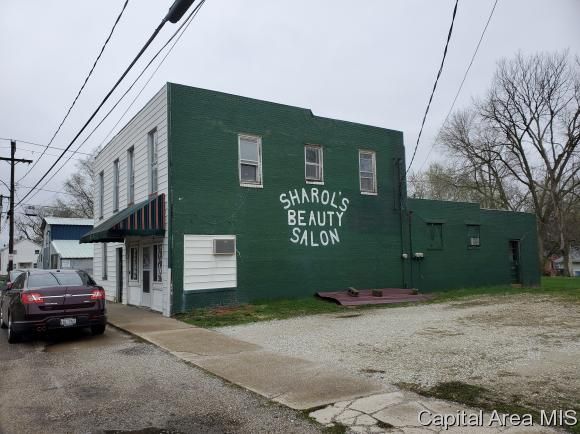 109 E Martin St, Abingdon, IL 61410